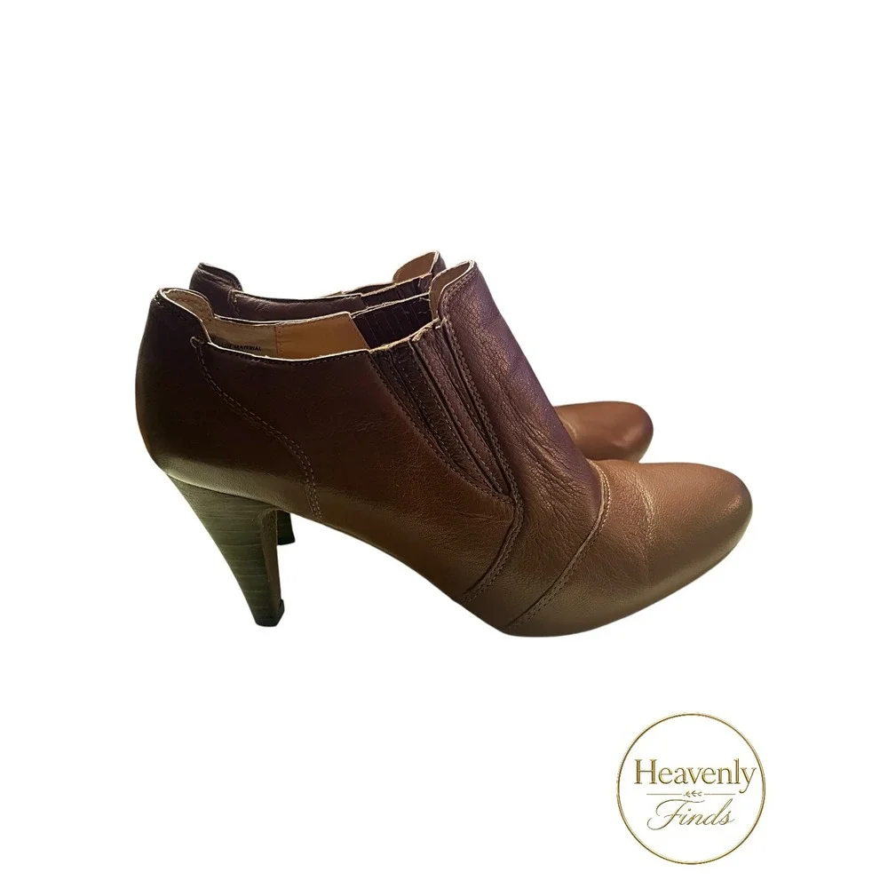 Audrey Brooke Avignon Ankle Boots 11 Brown Leather Bootie Career Excellent